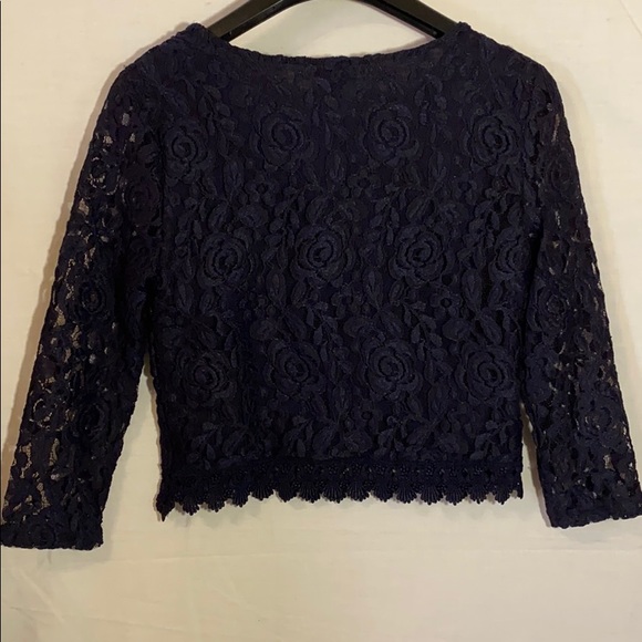 SUPER CUTE Floral Lace Crop Top - Picture 7 of 8